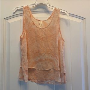 Patterned peach tank